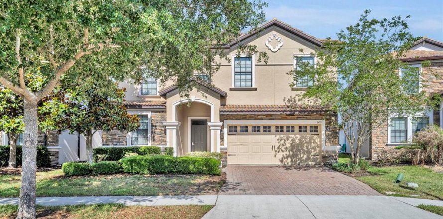 Casa en Davenport, Florida 8 dormitorios, 363.15 m2 № 2101517