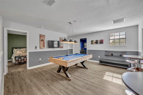 Casa en venta en Davenport, Florida, 8 dormitorios, 363.15 m2 № 2101517 - foto 27