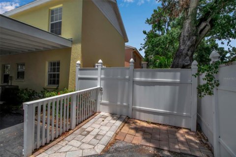 Casa en venta en Sarasota, Florida, 2 dormitorios, 138.98 m2 № 1721200 - foto 14