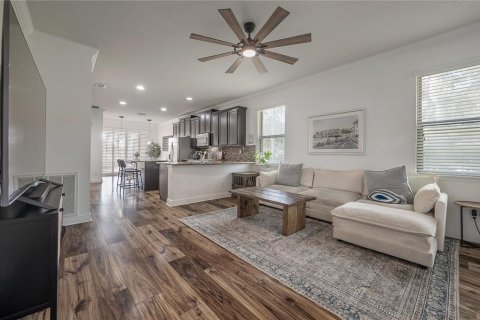 Casa en venta en Wesley Chapel, Florida, 3 dormitorios, 144.93 m2 № 2221082 - foto 5