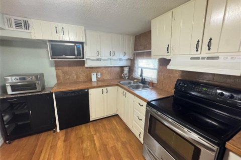 Casa en alquiler en Hudson, Florida, 1 dormitorio, 89.19 m2 № 1906094 - foto 9