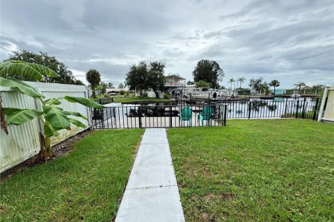 Casa en alquiler en Hudson, Florida, 1 dormitorio, 89.19 m2 № 1906094 - foto 17