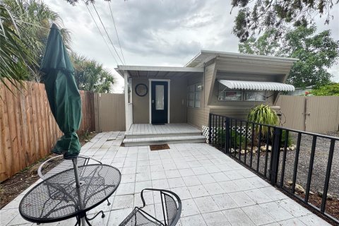 Casa en alquiler en Hudson, Florida, 1 dormitorio, 89.19 m2 № 1906094 - foto 1