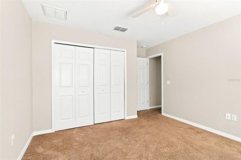 Casa en venta en Spring Hill, Florida, 6 dormitorios, 275.18 m2 № 2325161 - foto 16