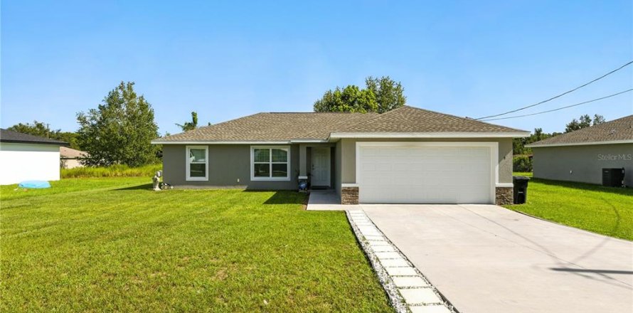 Villa ou maison à Ocala, Floride 3 chambres, 129.88 m2 № 1910679