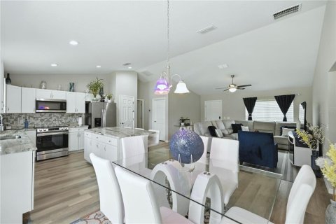 House in Ocala, Florida 3 bedrooms, 129.88 sq.m. № 1910679 - photo 7