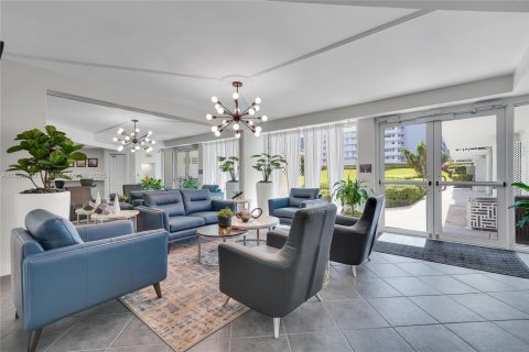 Copropriété à vendre à Fort Lauderdale, Floride: 1 chambre, 69.68 m2 № 1949738 - photo 19
