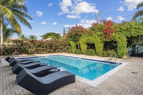 Copropriété à vendre à Miami, Floride: 2 chambres, 97.18 m2 № 1989079 - photo 8