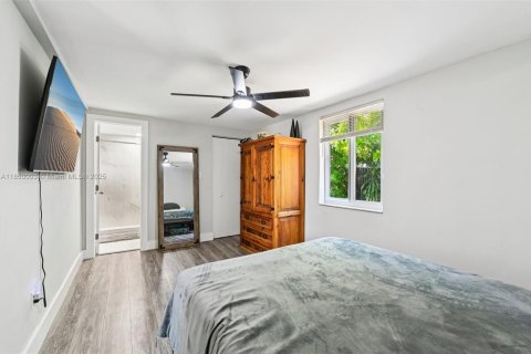 Casa en venta en Pompano Beach, Florida, 3 dormitorios, 110 m2 № 1857478 - foto 11
