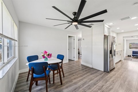Casa en venta en Pompano Beach, Florida, 3 dormitorios, 110 m2 № 1857478 - foto 5