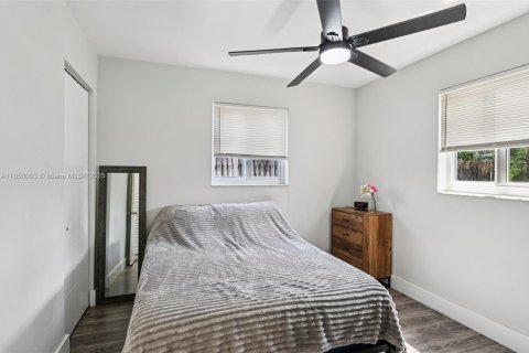 Casa en venta en Pompano Beach, Florida, 3 dormitorios, 110 m2 № 1857478 - foto 28