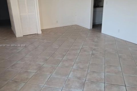 Villa ou maison à vendre à Boynton Beach, Floride: 3 chambres, 117.99 m2 № 2041989 - photo 9