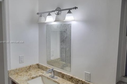 Villa ou maison à vendre à Boynton Beach, Floride: 3 chambres, 117.99 m2 № 2041989 - photo 15