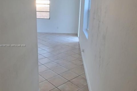 Villa ou maison à vendre à Boynton Beach, Floride: 3 chambres, 117.99 m2 № 2041989 - photo 8