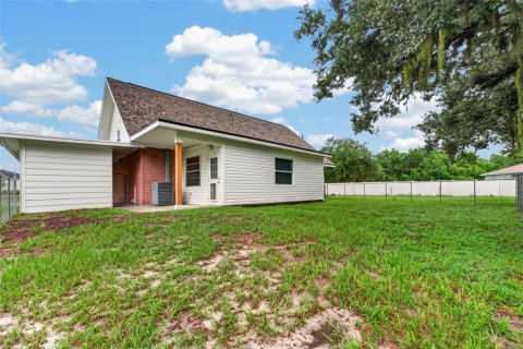 Villa ou maison à vendre à Winter Haven, Floride: 3 chambres, 201.78 m2 № 2289599 - photo 24
