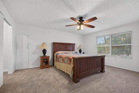 Villa ou maison à vendre à Winter Haven, Floride: 3 chambres, 201.78 m2 № 2289599 - photo 18