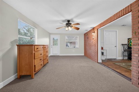 Villa ou maison à vendre à Winter Haven, Floride: 3 chambres, 201.78 m2 № 2289599 - photo 10