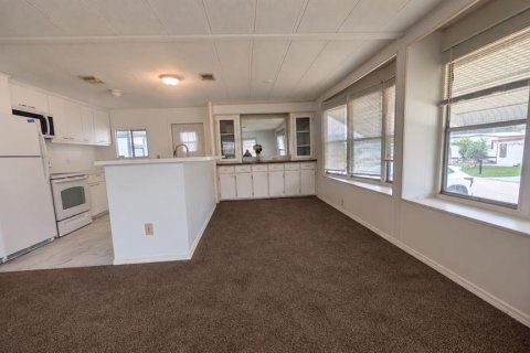 Apartment in New Port Richey, Florida 2 bedrooms, 71.35 sq.m. № 2379813 - photo 8