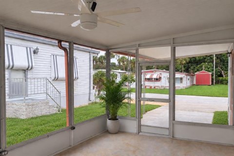 Apartment in New Port Richey, Florida 2 bedrooms, 71.35 sq.m. № 2379813 - photo 5