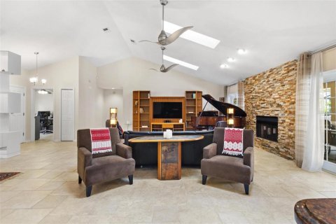 Villa ou maison à vendre à Temple Terrace, Floride: 5 chambres, 364.64 m2 № 1750725 - photo 12