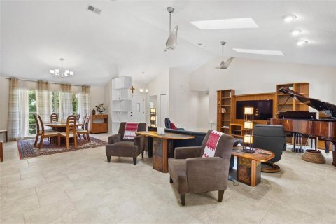 Villa ou maison à vendre à Temple Terrace, Floride: 5 chambres, 364.64 m2 № 1750725 - photo 13