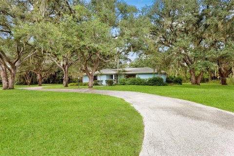 Villa ou maison à vendre à Sarasota, Floride: 3 chambres, 143.16 m2 № 2402757 - photo 4