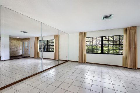 Villa ou maison à vendre à Sarasota, Floride: 3 chambres, 143.16 m2 № 2402757 - photo 12