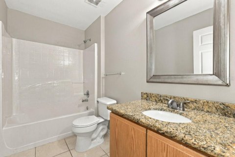 Villa ou maison à louer à Tampa, Floride: 4 chambres, 206.43 m2 № 2433328 - photo 15