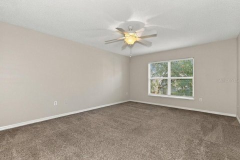 Villa ou maison à louer à Tampa, Floride: 4 chambres, 206.43 m2 № 2433328 - photo 10