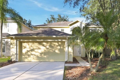 Villa ou maison à Tampa, Floride 4 chambres, 206.43 m2 № 2433328