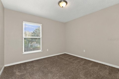 Villa ou maison à louer à Tampa, Floride: 4 chambres, 206.43 m2 № 2433328 - photo 13