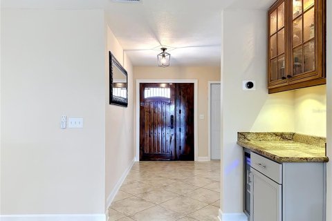 Villa ou maison à vendre à Apollo Beach, Floride: 4 chambres, 277.68 m2 № 2124248 - photo 9