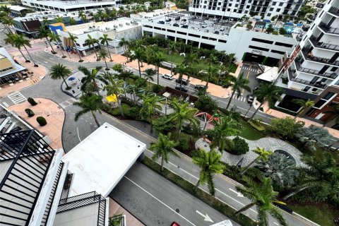 Condo in Doral, Florida, 2 bedrooms  № 1840859 - photo 10