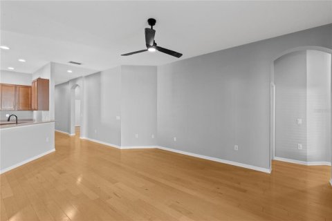 Villa ou maison à vendre à Saint Cloud, Floride: 4 chambres, 225.75 m2 № 2430688 - photo 7