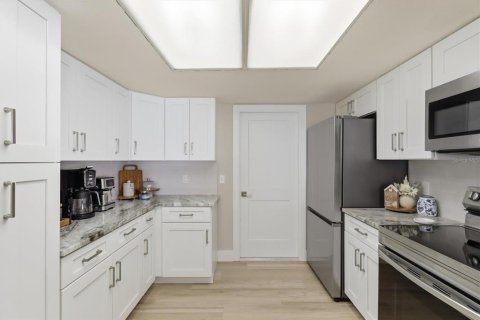 Casa en venta en Crystal River, Florida, 3 dormitorios, 124.3 m2 № 2333943 - foto 10