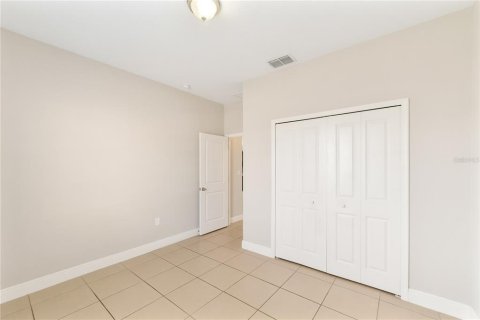 Villa ou maison à vendre à Poinciana, Floride: 4 chambres, 146.79 m2 № 2418916 - photo 22