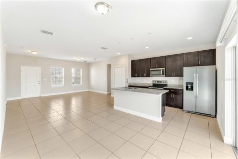 Villa ou maison à vendre à Poinciana, Floride: 4 chambres, 146.79 m2 № 2418916 - photo 7