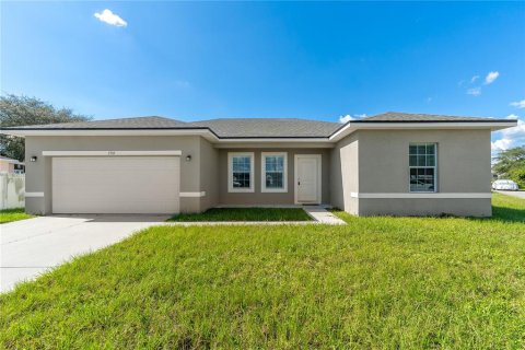 Villa ou maison à Poinciana, Floride 4 chambres, 146.79 m2 № 2418916