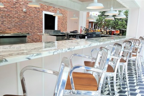 Снять в аренду кондоминиум в Майами, Флорида 2 спальни, 80.64м2, № 1949098 - фото 23
