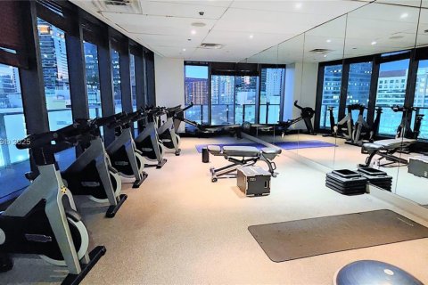 Снять в аренду кондоминиум в Майами, Флорида 2 спальни, 80.64м2, № 1949098 - фото 18