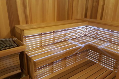 Снять в аренду кондоминиум в Майами, Флорида 2 спальни, 80.64м2, № 1949098 - фото 21