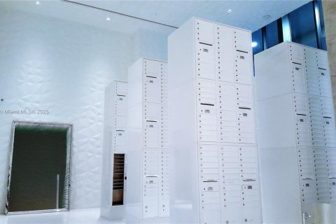 Снять в аренду кондоминиум в Майами, Флорида 2 спальни, 80.64м2, № 1949098 - фото 5