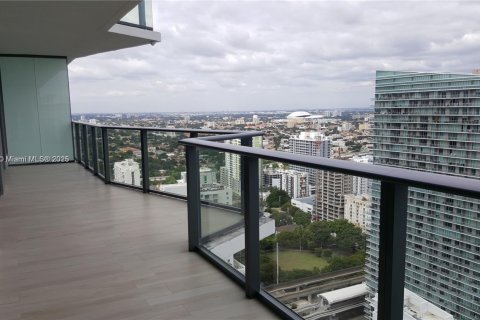 Снять в аренду кондоминиум в Майами, Флорида 2 спальни, 80.64м2, № 1949098 - фото 13