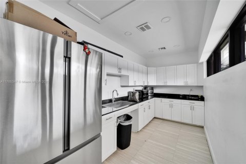 Copropriété à vendre à Pompano Beach, Floride: 3 chambres, 129.13 m2 № 1925326 - photo 30