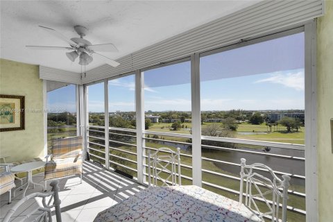 Copropriété à vendre à Pompano Beach, Floride: 3 chambres, 129.13 m2 № 1925326 - photo 15