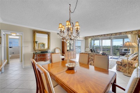 Copropriété à vendre à Pompano Beach, Floride: 3 chambres, 129.13 m2 № 1925326 - photo 10