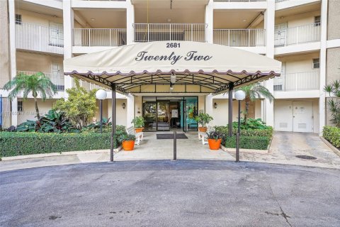 Copropriété à vendre à Pompano Beach, Floride: 3 chambres, 129.13 m2 № 1925326 - photo 28