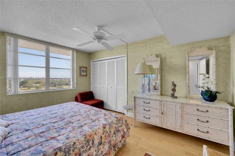 Copropriété à vendre à Pompano Beach, Floride: 3 chambres, 129.13 m2 № 1925326 - photo 21