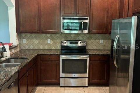 Adosado en alquiler en Largo, Florida, 4 dormitorios, 180.51 m2 № 1849976 - foto 6