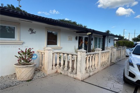 Купить виллу или дом в Майами, Флорида 3 спальни, 269.97м2, № 1972856 - фото 7